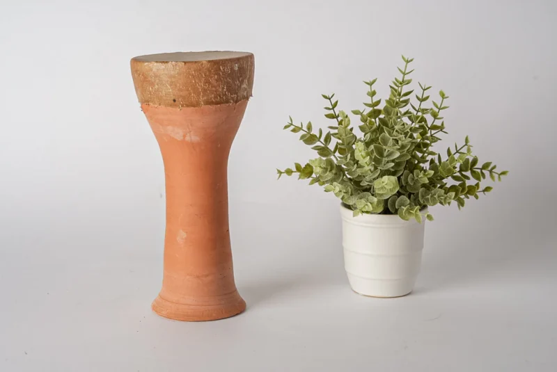 Moroccan Taarija Drum – Handcrafted Clay & Goat Skin Percussion Instrument